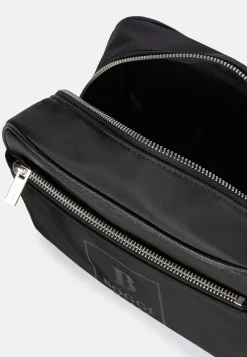 Beauty Case En Tissu Technique