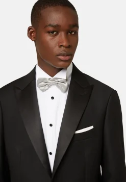 Veste De Smoking Noir En Laine Avec Revers En Pointe