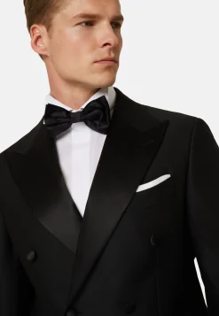 Veste De Smoking Noire En Laine Avec Revers En Pointe